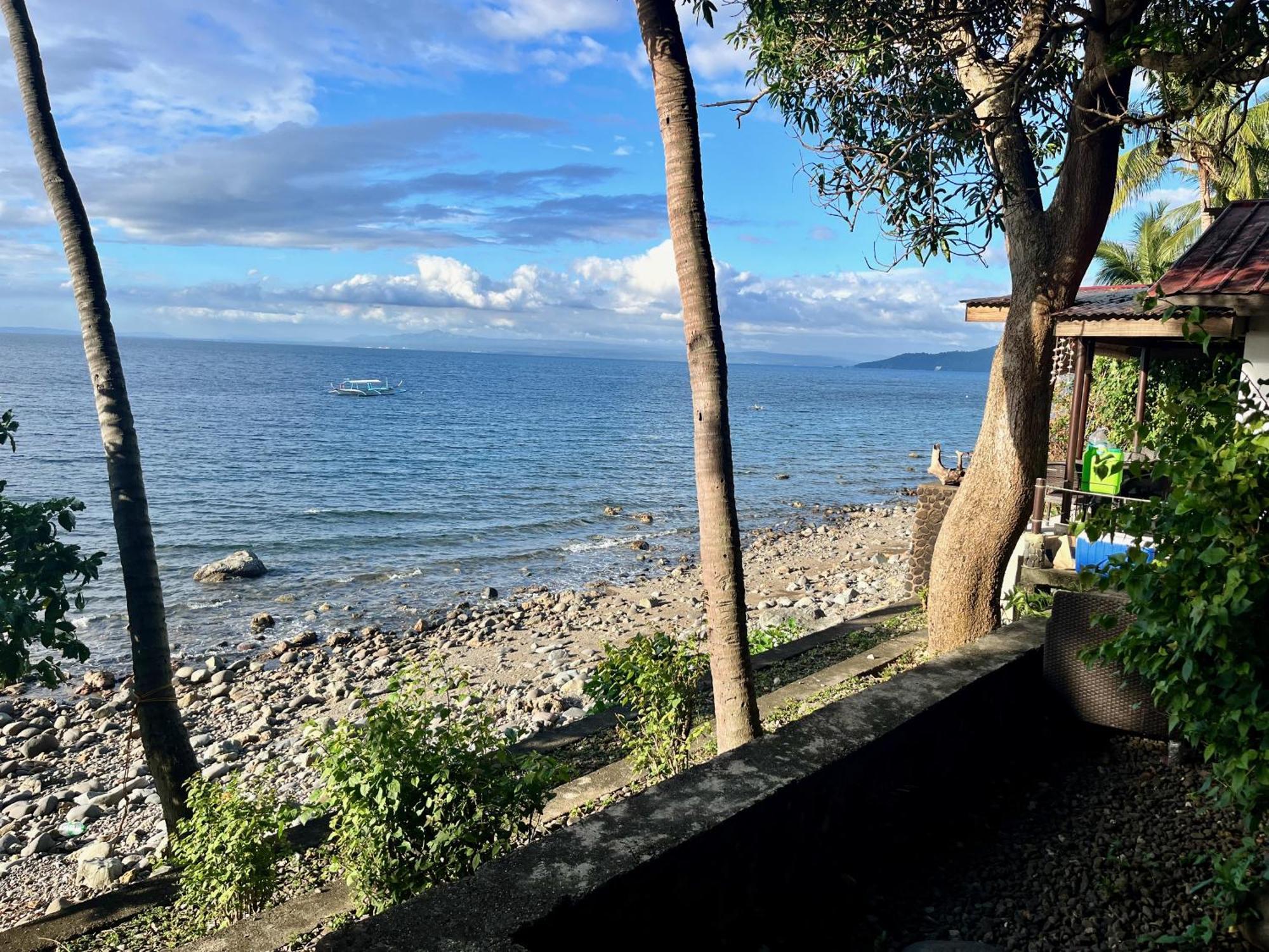 Villa Milagros Dive Inn Anilao Mabini  Exterior photo